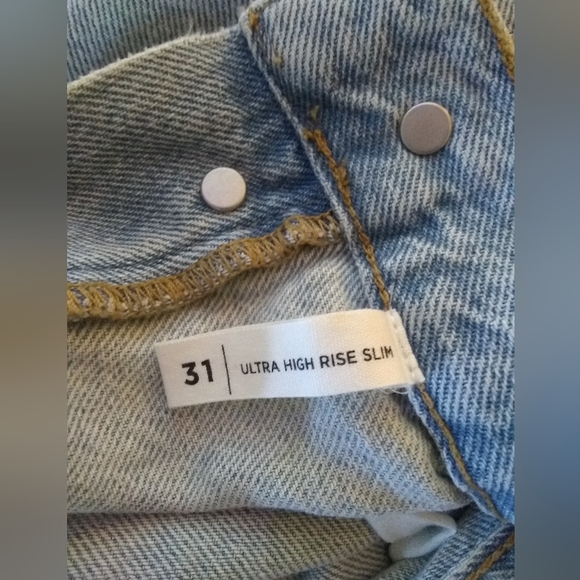 PACSUN Levi Jeans - Picture 3 of 6